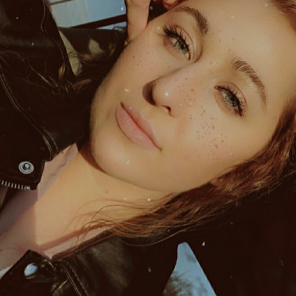 Meet your Posher, Hailey 🤙